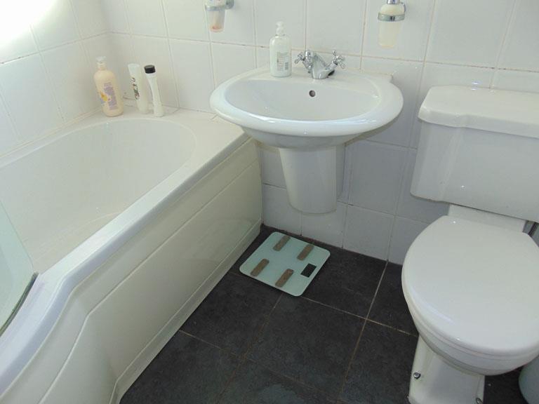 BATHROOM & W.C